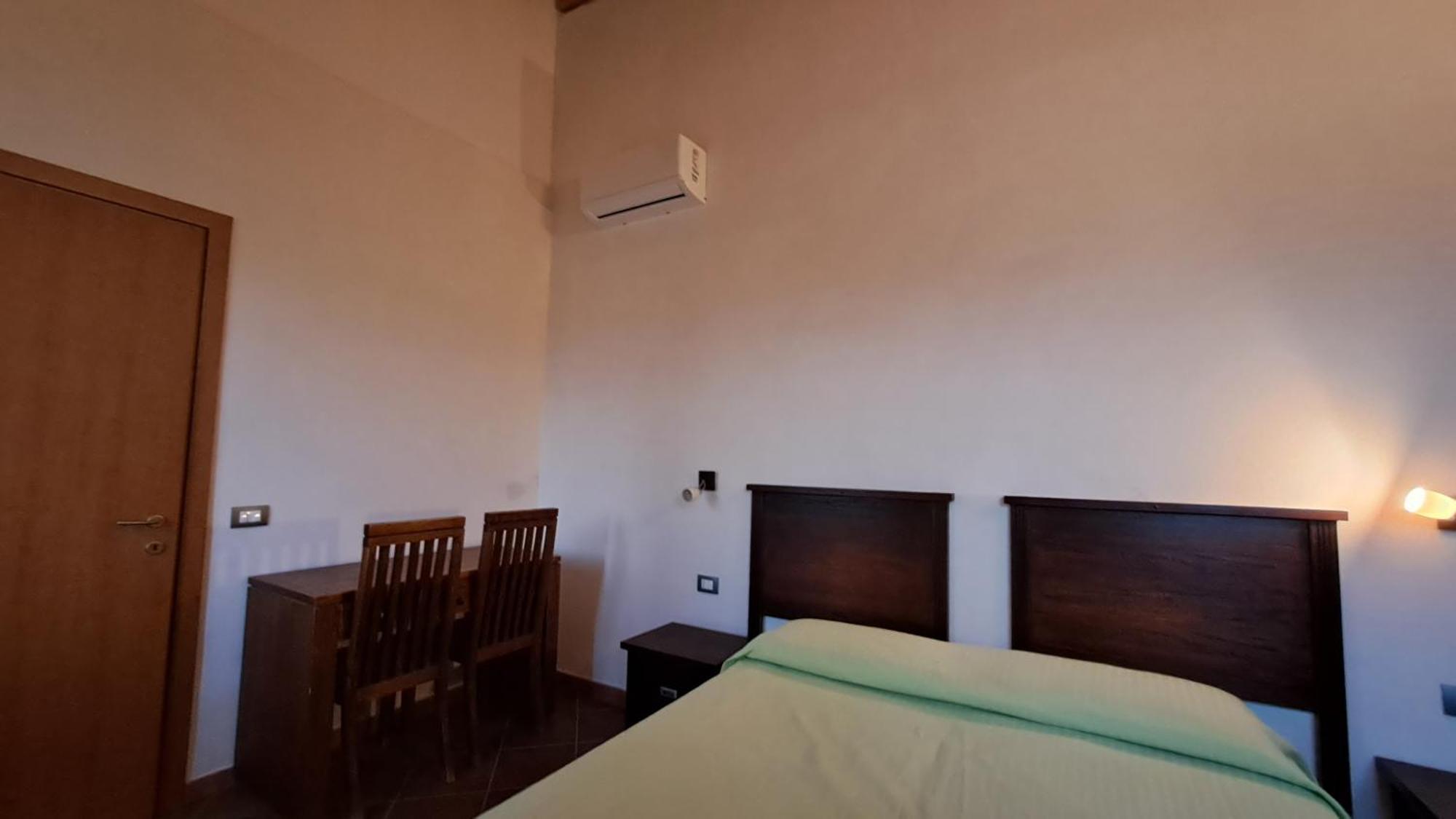 Agriturismo Case Tabarani Collesano Kültér fotó
