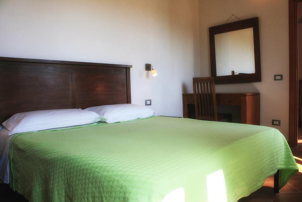 Agriturismo Case Tabarani Collesano Kültér fotó