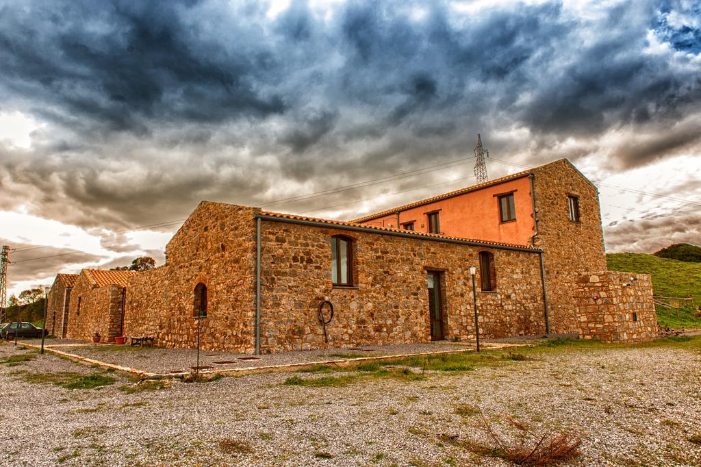 Agriturismo Case Tabarani Collesano Kültér fotó