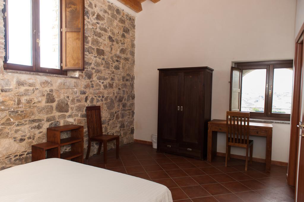 Agriturismo Case Tabarani Collesano Kültér fotó