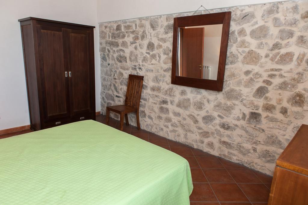 Agriturismo Case Tabarani Collesano Kültér fotó