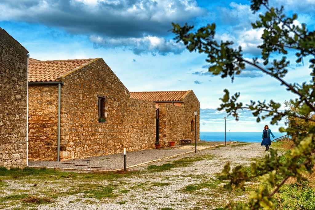 Agriturismo Case Tabarani Collesano Kültér fotó