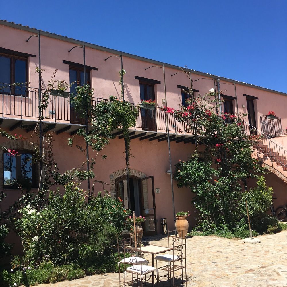 Agriturismo Case Tabarani Collesano Kültér fotó
