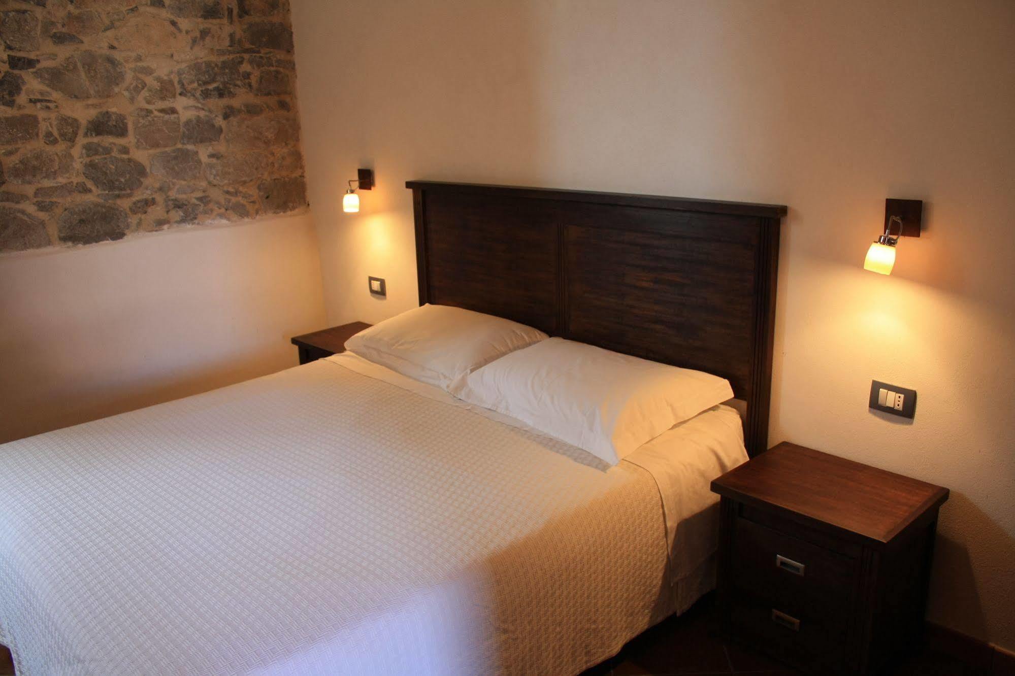 Agriturismo Case Tabarani Collesano Kültér fotó